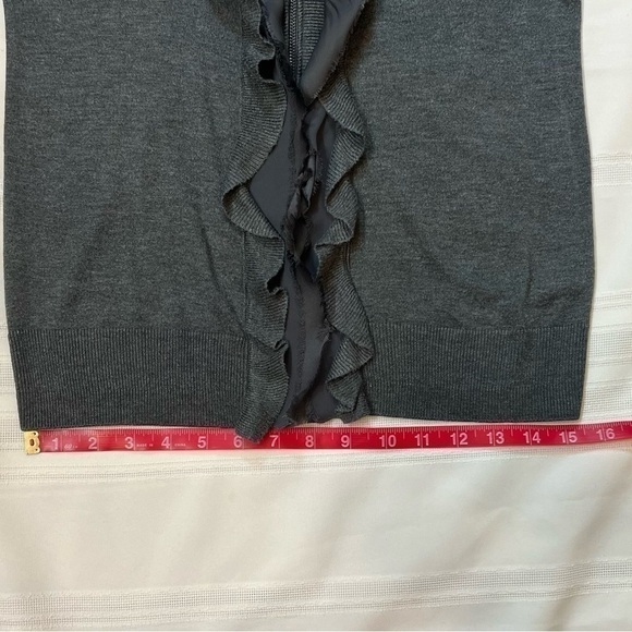 $5 ADD ON with $15+ Bundle‎ Kenneth Cole New York V Neck Zip Cardigan Sz M  EUC - Picture 9 of 10